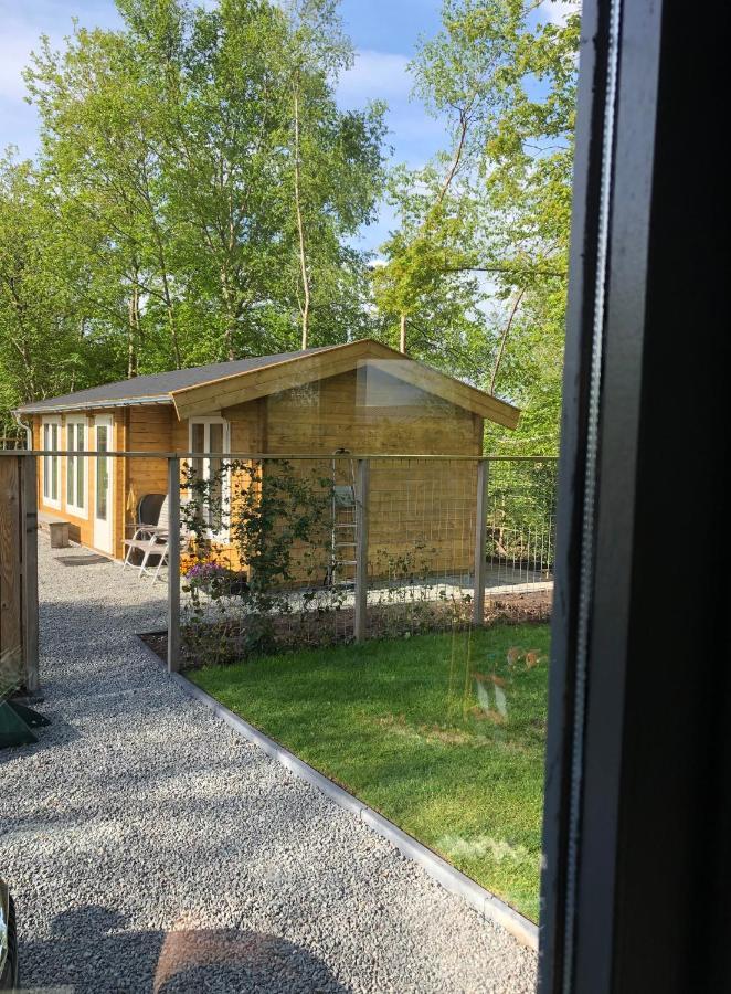 Huskes Hus En Hiem - Rent As One - Chalets 65 & 66 Vila Grou Exterior foto